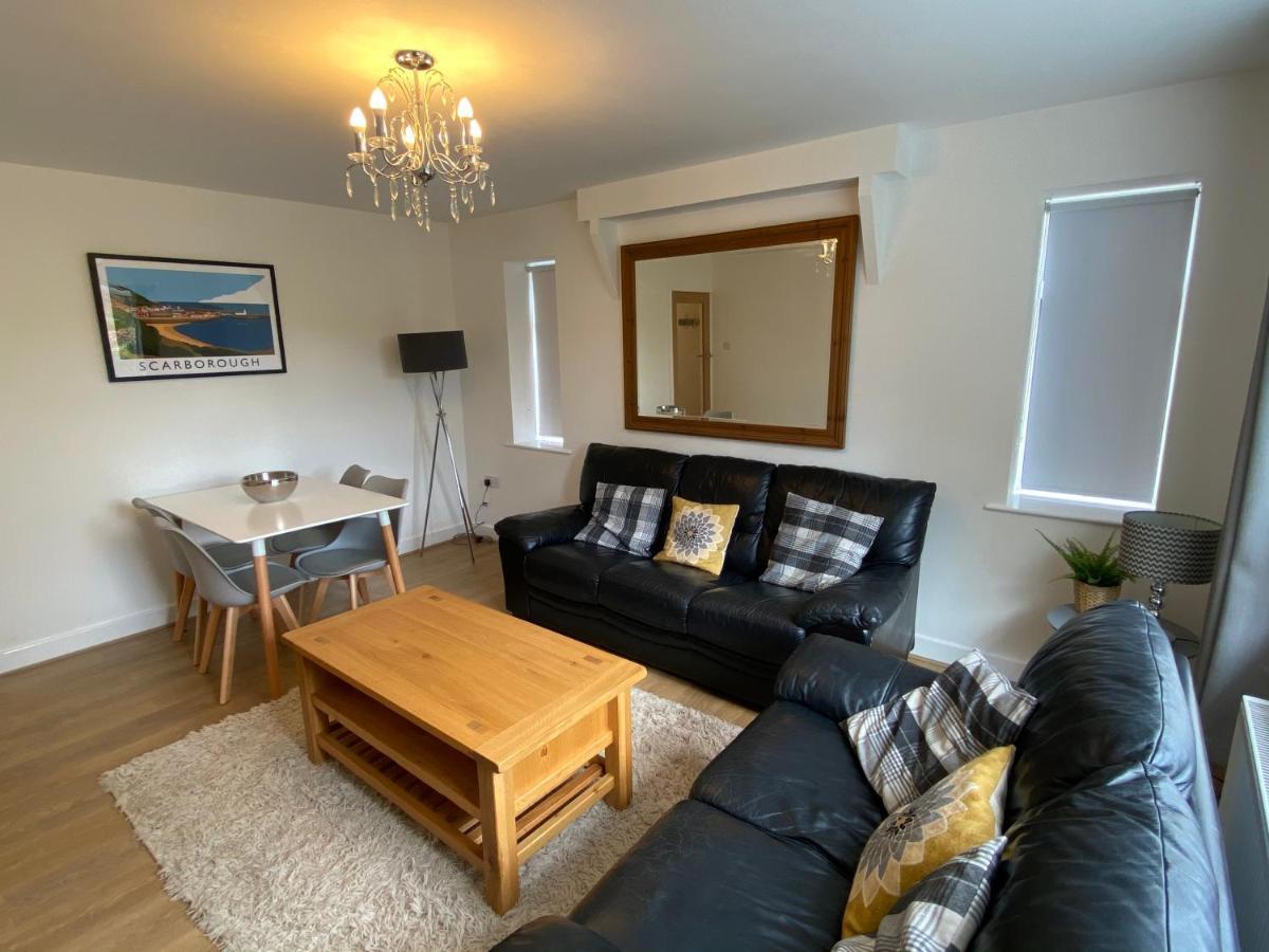 The North Bay Hideaway, Scarborough Apartman Kültér fotó