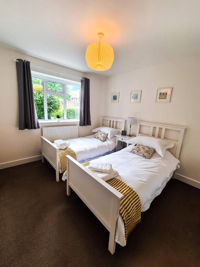 The North Bay Hideaway, Scarborough Apartman Kültér fotó
