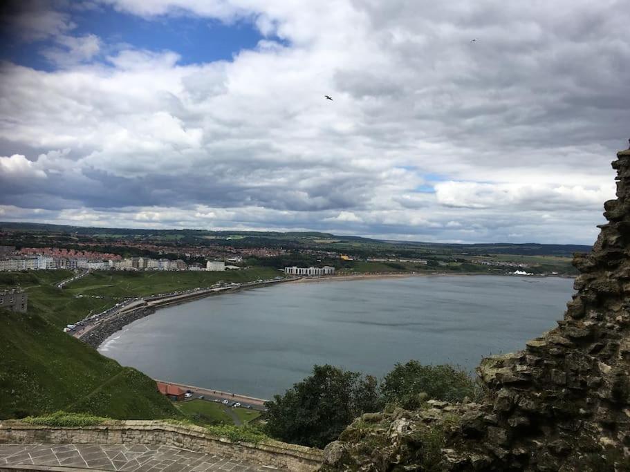 The North Bay Hideaway, Scarborough Apartman Kültér fotó